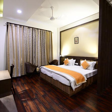 Hotel Jataka Inn Bodhgaya Bagian luar foto