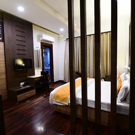 Hotel Jataka Inn Bodhgaya Bagian luar foto
