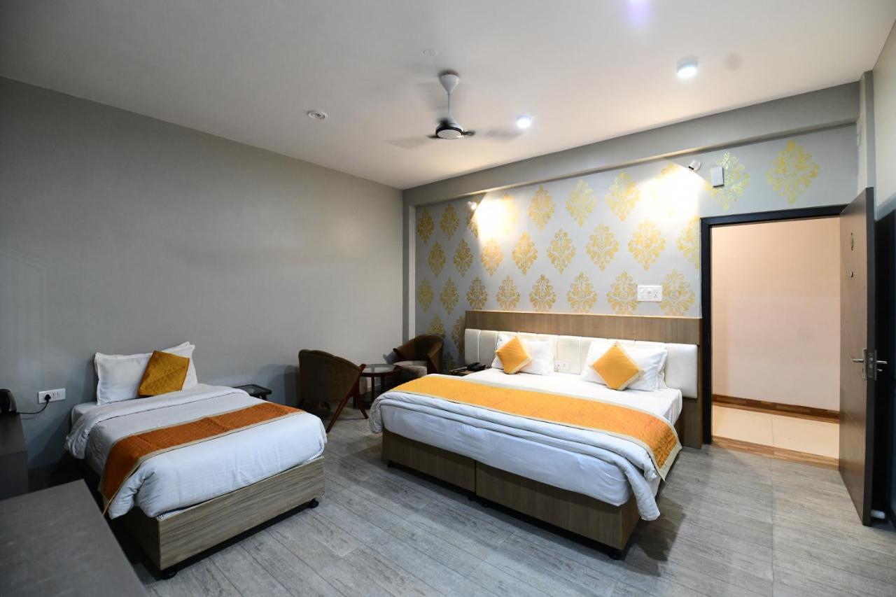 Hotel Jataka Inn Bodhgaya Bagian luar foto