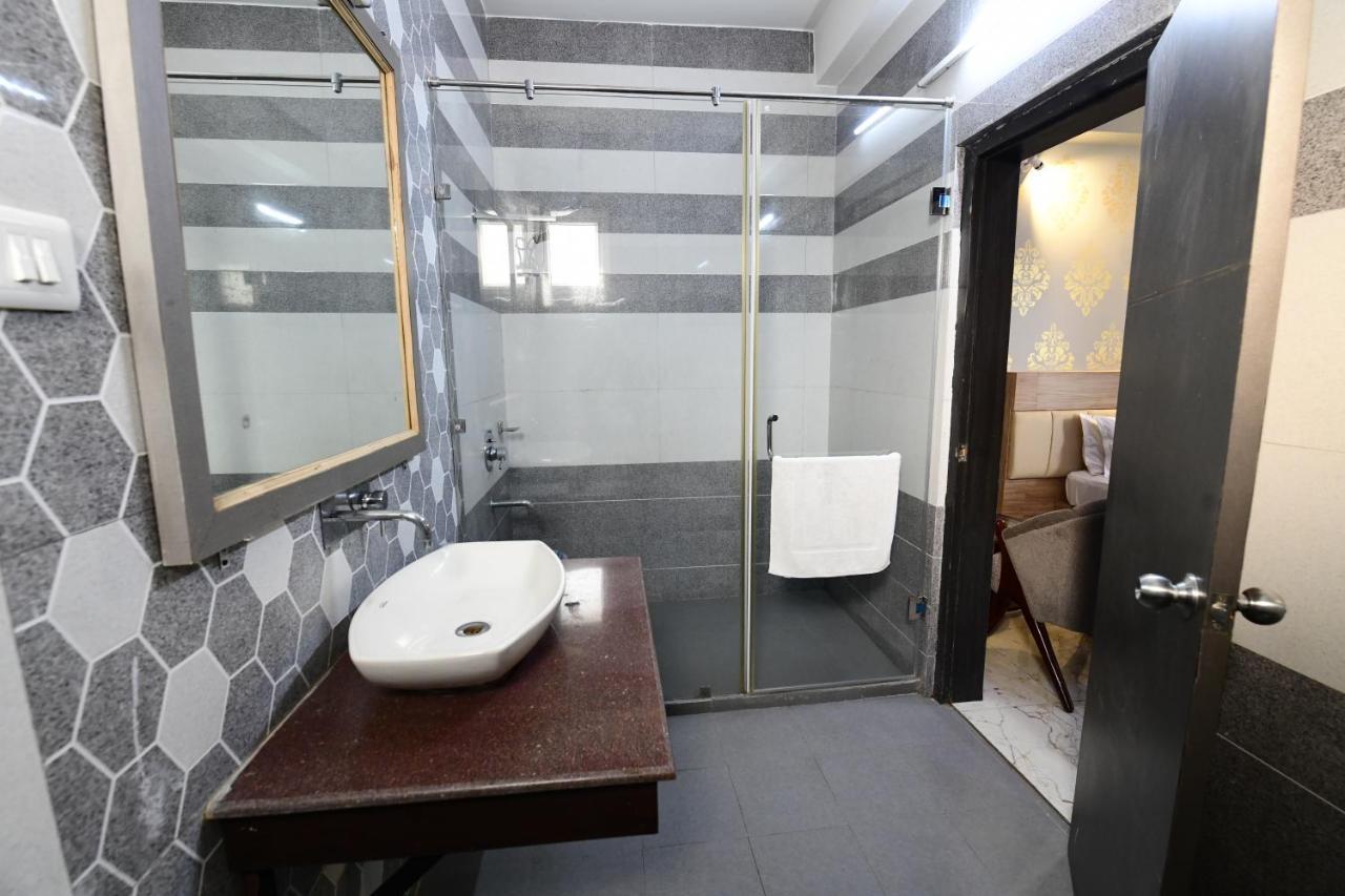 Hotel Jataka Inn Bodhgaya Bagian luar foto