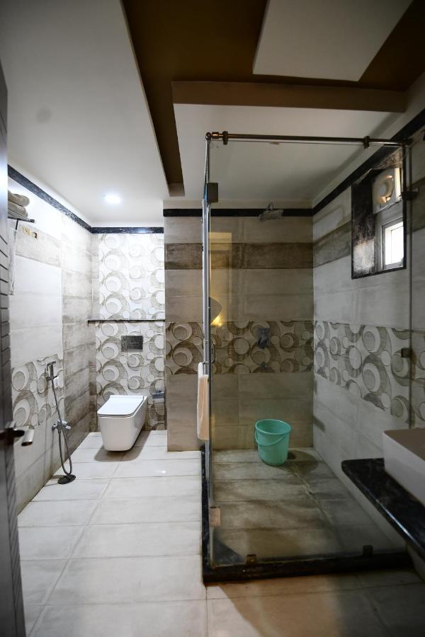 Hotel Jataka Inn Bodhgaya Bagian luar foto