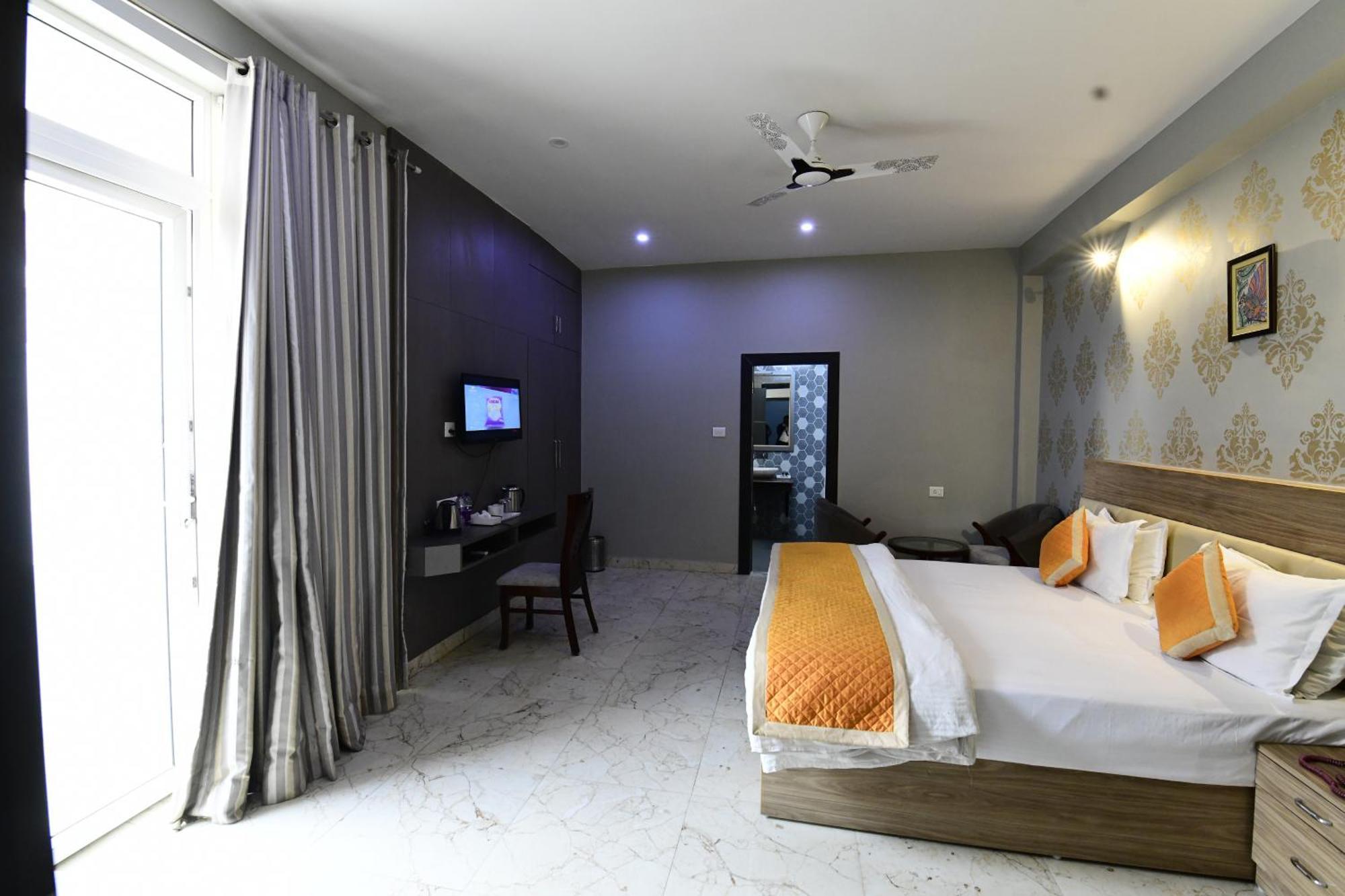 Hotel Jataka Inn Bodhgaya Bagian luar foto